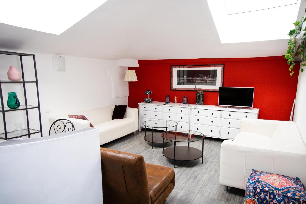Hosting Dreams Attics - Duomo Διαμέρισμα Μιλάνο Εξωτερικό φωτογραφία
